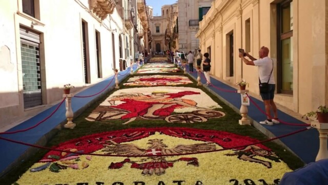 Noto. Infiorata 2016