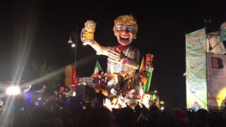 Carnevale di Sciacca 2018 - Carro Allegorico cat.B "Schiuma di bocca" Carnevale di Sciacca 2018 - Carro Allegorico cat.B "Schiuma di bocca"