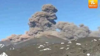 ETNA: le immagini in diretta dell'eruzione del 24 Dicembre ETNA: le immagini in diretta dell'eruzione del 24 Dicembre